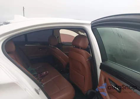 2015 BMW 528I z USA, uszkodzony, nr VIN WBA5A5C56FD512691